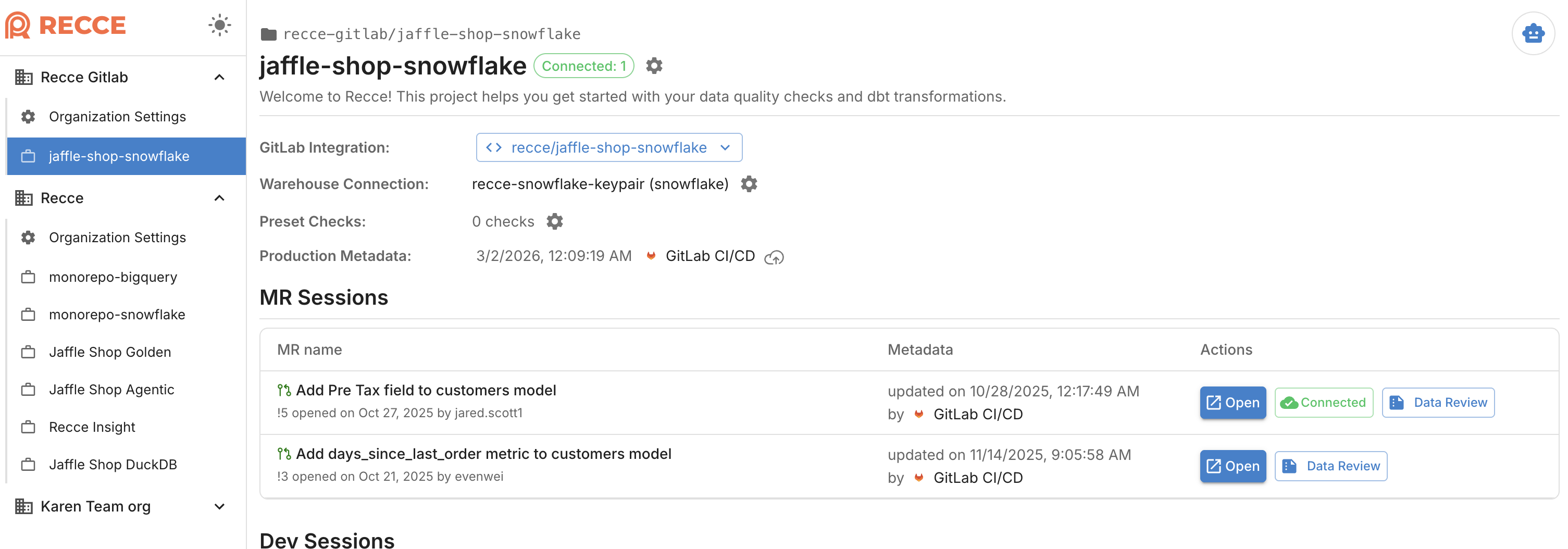 Alt: project page with instance status indicators showing running, stopped, and error states